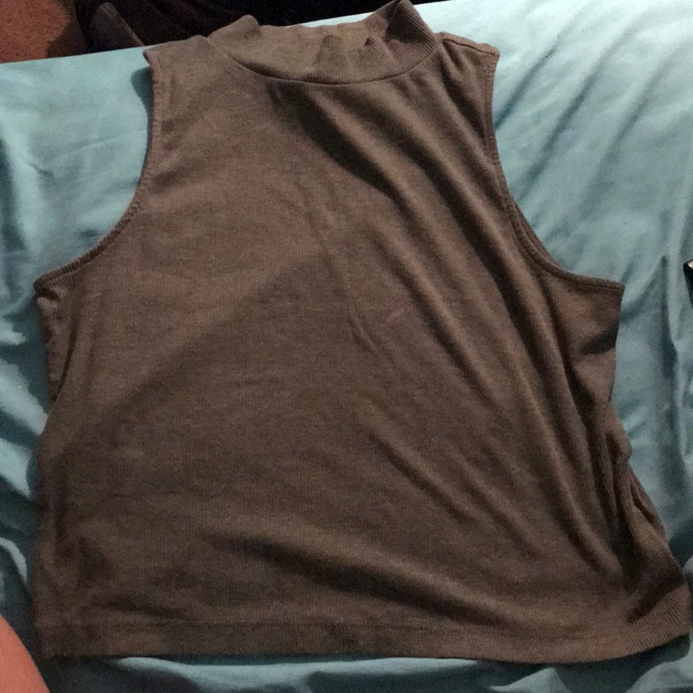 army green/ grey top
